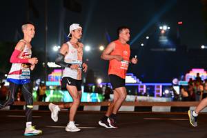 BIB: 2574, 46644
                            <button type="button" onclick="openModal(15089238)" class="btn btn-primary btn-sm float-right btn-popup" data-toggle="modal" data-target=".modal-high-quality">
                        <i class="fas fa-shopping-cart"></i> Add to Cart
                    </button>
                                            <button type="button" onclick="isThisMe(15089238, true)" class="btn btn-success btn-sm float-right btn-popup btn-isme hidden" data-toggle="tooltip" data-placement="bottom" title="นี่คือรูปของคุณใช่ไหม คลิกที่นี่เพื่อเอาเข้าอัลบั้ม">
                        <i class="fas fa-plus"></i> Add to album
                    </button>
                    <button type="button" onclick="isThisMe(15089238, false)" class="btn btn-warning btn-sm float-right btn-popup btn-isnotme hidden">
                        <i class="fas fa-ban"></i> Remove from album
                    </button>